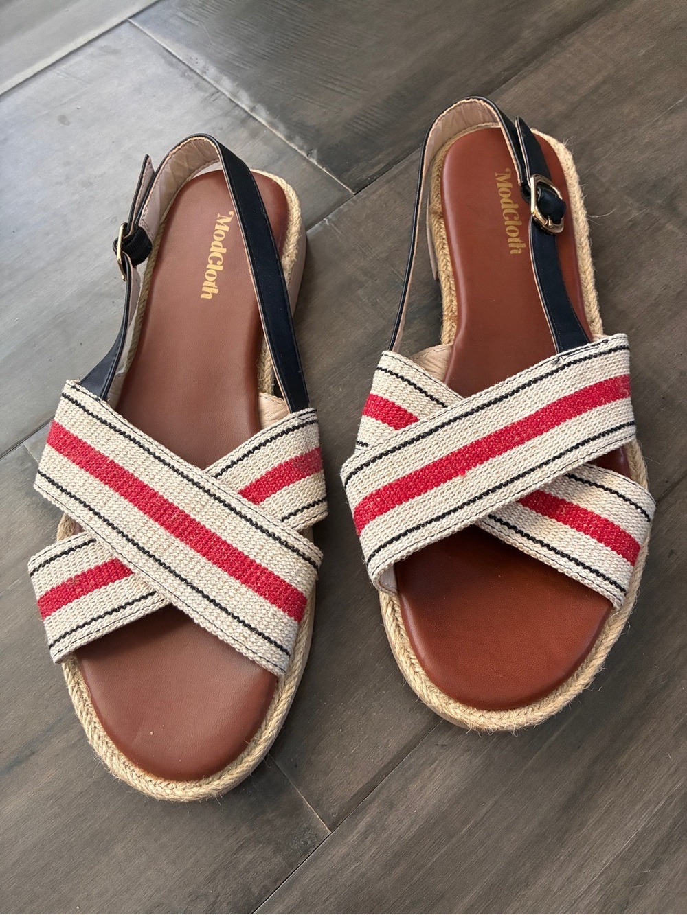 Modcloth Monte Carlo Striped Criss Cross in White, Red, and Black - Size 7
